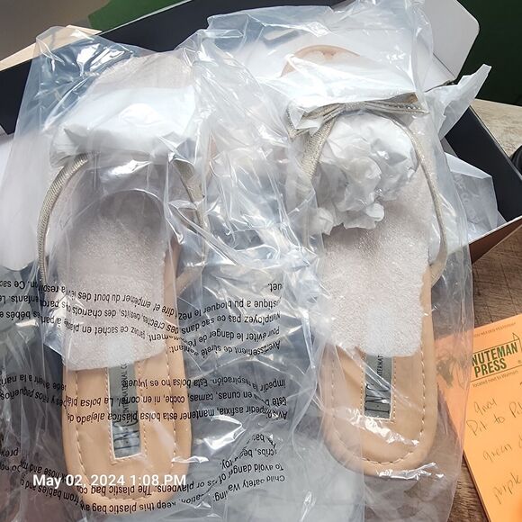 Inc International Concepts Women's Mabae Bow Flat Sandals, SilverBling Size 7M - Picture 5 of 11